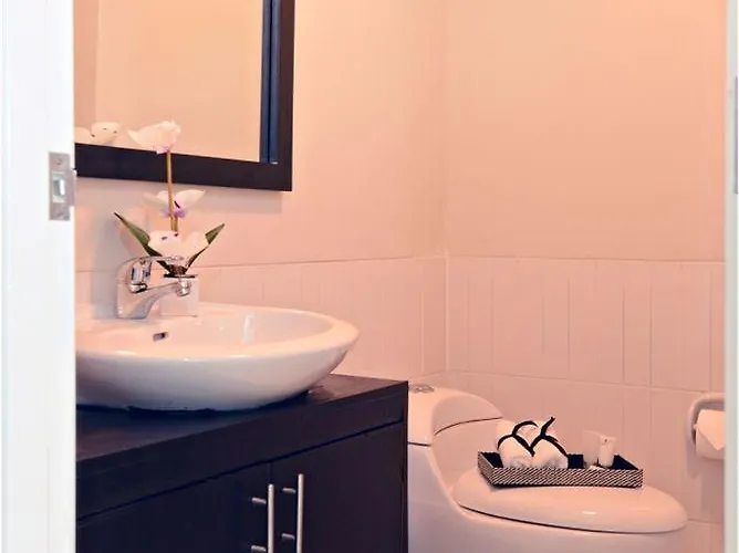Edge @ Tivoli Garden Residences