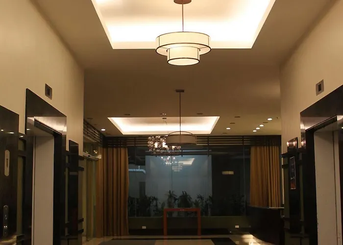 Hotel Edge @ Tivoli Garden Residences *